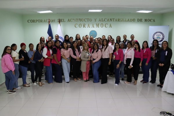 CORAAMOCA REAFIRMA COMPROMISO CON EQUIDAD DE GÉNERO EN CHARLA 