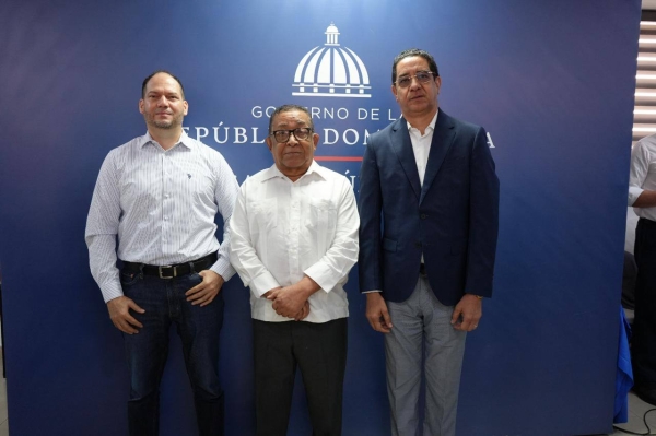 CORAAMOCA SE UNE AL PACTO POR LA SALUD Y EL AGUA